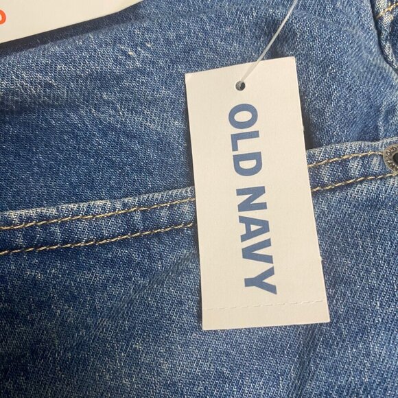 Old Navy Straight Built-In Flex Jeans (38x30) - Classic Mid-Wash Comfort Fit - Picture 9 of 12